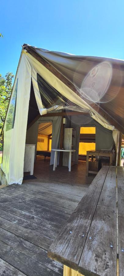 Camping Domaine Papillon Reyrevignes  外观 照片