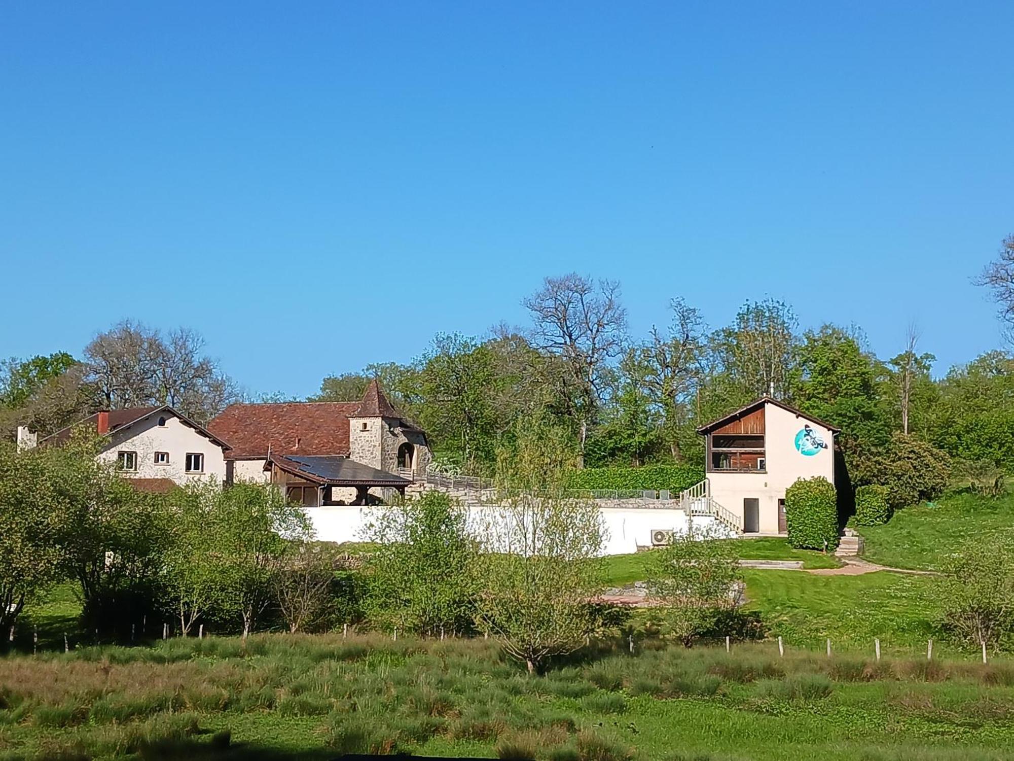 Camping Domaine Papillon Reyrevignes  外观 照片